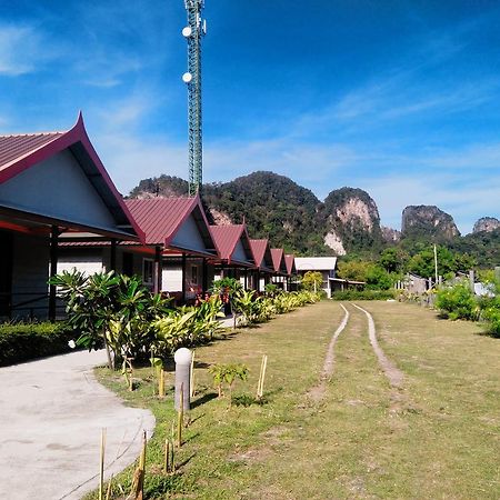 Phi Phi Coralbay Hotel Exterior foto