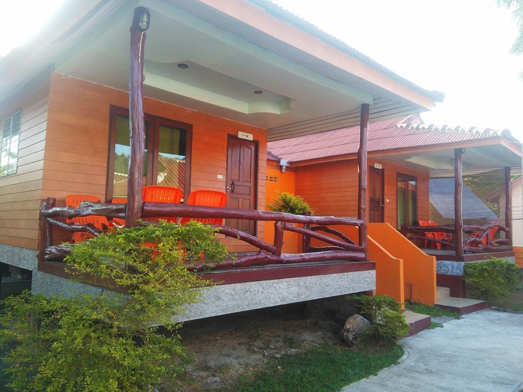 Phi Phi Coralbay Hotel Exterior foto