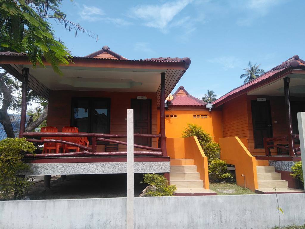 Phi Phi Coralbay Hotel Exterior foto