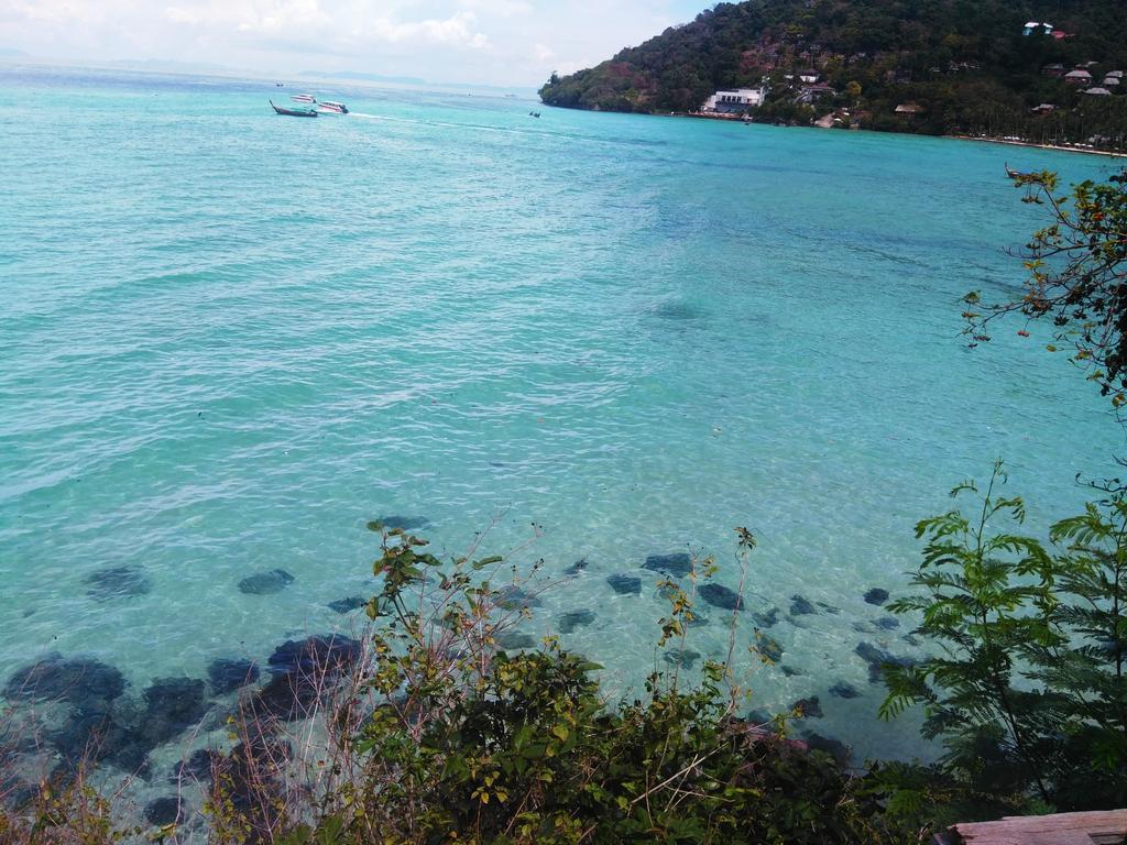 Phi Phi Coralbay Hotel Exterior foto